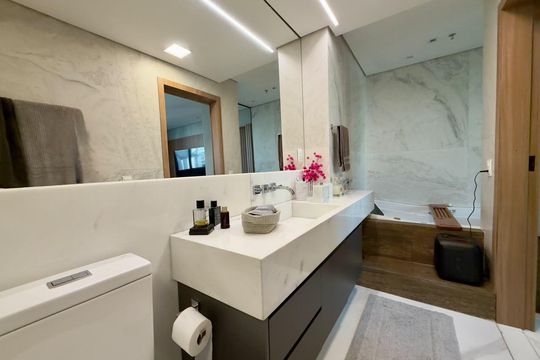 Apartamento à venda com 1 quarto, 77m² em Coracao de Jesus, Belo Horizonte