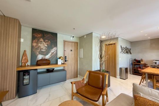 Apartamento à venda com 1 quarto, 77m² em Coracao de Jesus, Belo Horizonte