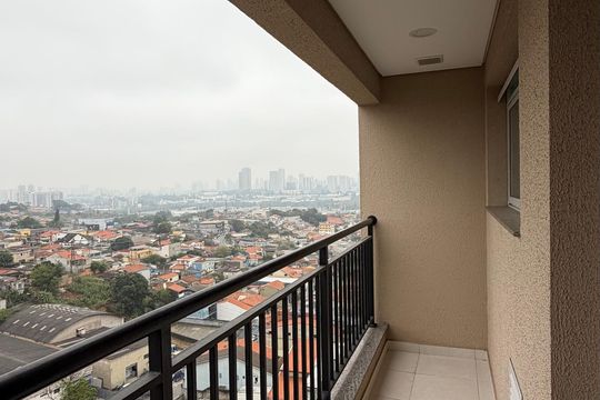 Apartamento para alugar com 2 quartos, 61m² em Jardim das Belezas, Carapicuíba