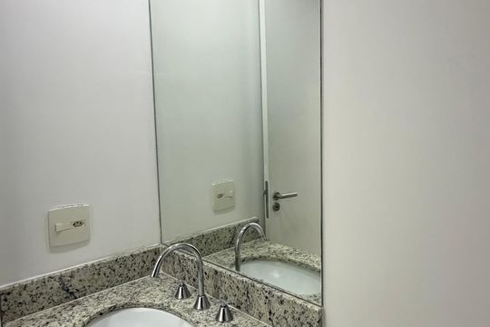 Apartamento para alugar com 2 quartos, 61m² em Jardim das Belezas, Carapicuíba