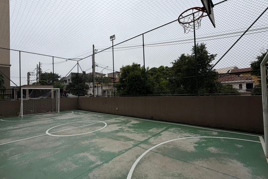 Apartamento para alugar com 2 quartos, 61m² em Jardim das Belezas, Carapicuíba