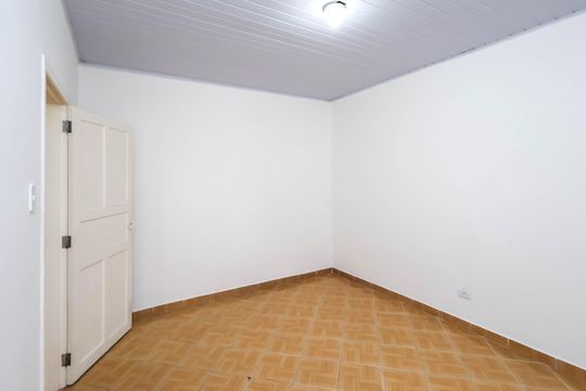 Quarto 1 de casa para alugar com 2 quartos, 80m² em Cursino, São Paulo