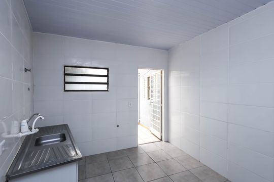 Cozinha de casa para alugar com 2 quartos, 80m² em Cursino, São Paulo