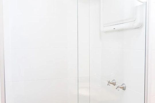Suíte - Banheiro  de apartamento para alugar com 2 quartos, 67m² em Engenho Nogueira, Belo Horizonte