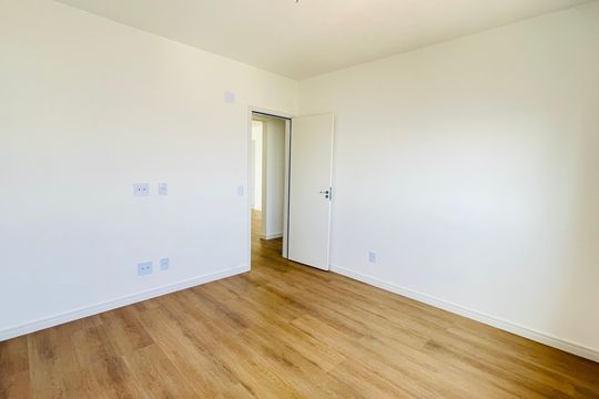 Quarto de apartamento para alugar com 4 quartos, 131m² em Jardim Santa Barbara, Embu das Artes