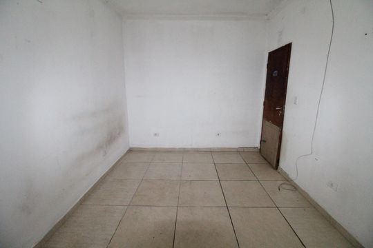 Quarto de kitnet/studio para alugar com 1 quarto, 16m² em Jardim Bela Vista, São José dos Campos