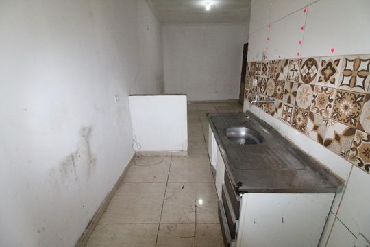 Cozinha de kitnet/studio para alugar com 1 quarto, 16m² em Jardim Bela Vista, São José dos Campos
