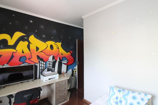 quarto 1 de casa à venda com 3 quartos, 300m² em Vila Lais, São Paulo
