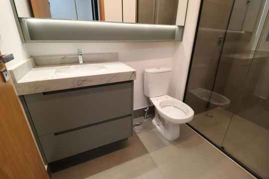 Banheiro do Quarto 3 - Suíte de apartamento para alugar com 3 quartos, 103m² em Jardim Sul, Uberlândia