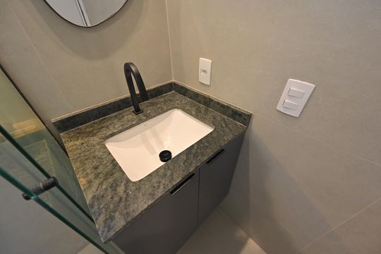Banheiro Social de apartamento para alugar com 3 quartos, 49m² em Planalto Paulista, São Paulo