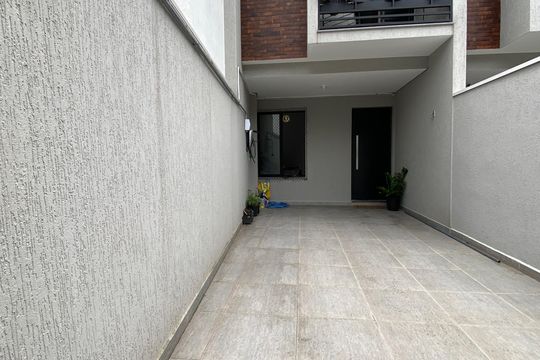 Garagem de casa à venda com 2 quartos, 127m² em Bela Vista, Osasco
