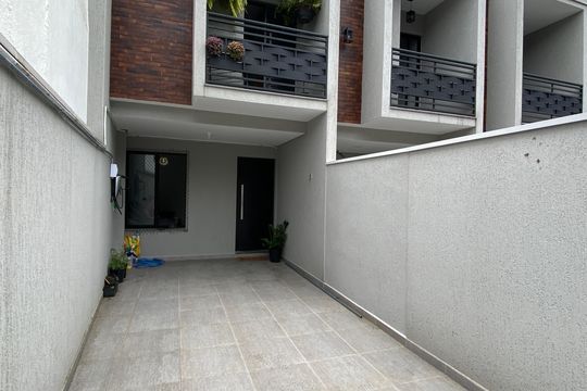 Garagem de casa à venda com 2 quartos, 127m² em Bela Vista, Osasco