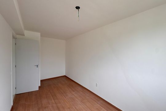 Quarto 1 de apartamento à venda com 2 quartos, 46m² em Recreio dos Bandeirantes, Rio de Janeiro