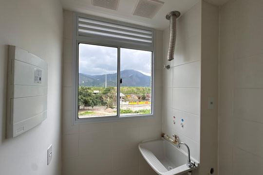 Área de serviço de apartamento à venda com 2 quartos, 46m² em Recreio dos Bandeirantes, Rio de Janeiro