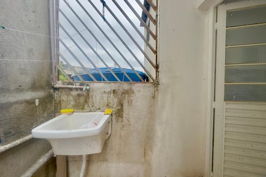 Área de Serviço de casa para alugar com 1 quarto, 28m² em Jardim Presidente Dutra, Guarulhos