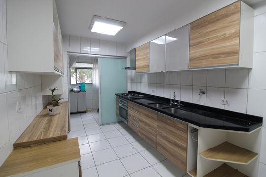 Cozinha de apartamento à venda com 3 quartos, 141m² em Cidade São Francisco , São Paulo