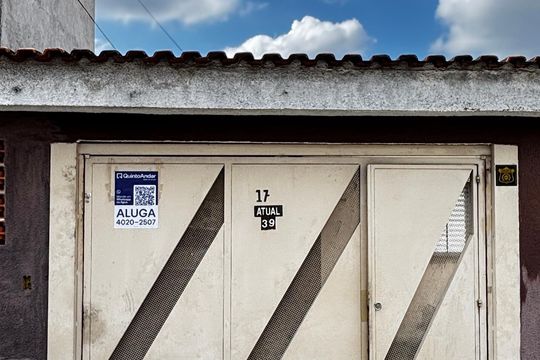 Fachada de casa à venda com 4 quartos, 183m² em Jardim das Maravilhas, Santo André