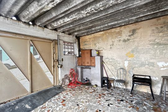 Garagem de casa à venda com 4 quartos, 183m² em Jardim das Maravilhas, Santo André