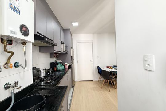 Cozinha de apartamento à venda com 2 quartos, 37m² em Vila Marina, São Paulo
