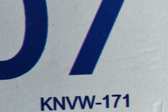 placa instalada KNVW-171 de apartamento à venda com 3 quartos, 210m² em Estoril, Belo Horizonte