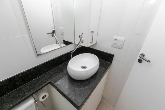 Banheiro da Suíte de apartamento para alugar com 2 quartos, 55m² em Bonfim, Campinas