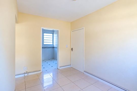 Sala de apartamento para alugar com 2 quartos, 54m² em Camaquã, Porto Alegre