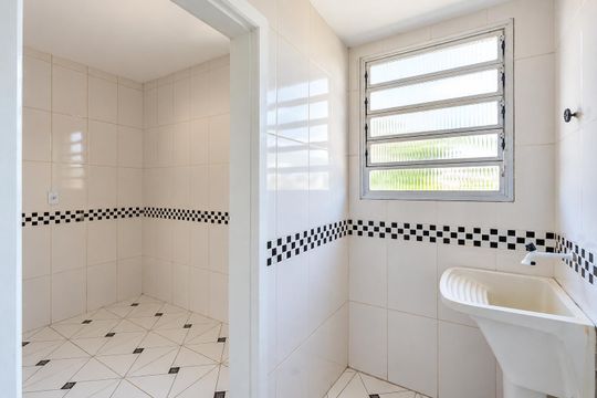Cozinha/Área de serviço de apartamento para alugar com 2 quartos, 54m² em Camaquã, Porto Alegre