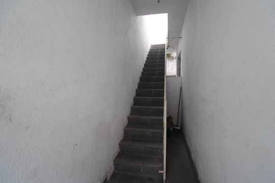 Escada de casa de condomínio para alugar com 2 quartos, 76m² em Anil, Rio de Janeiro