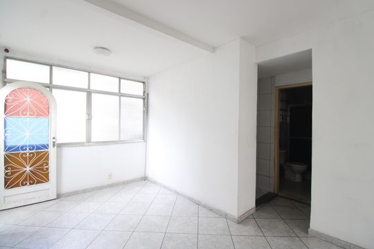 Casa de Condomínio para alugar com 2 quartos, 76m² em Anil, Rio de Janeiro
