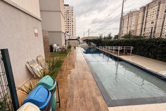 Piscina de apartamento à venda com 2 quartos, 50m² em Jardim Atlantico, Goiânia