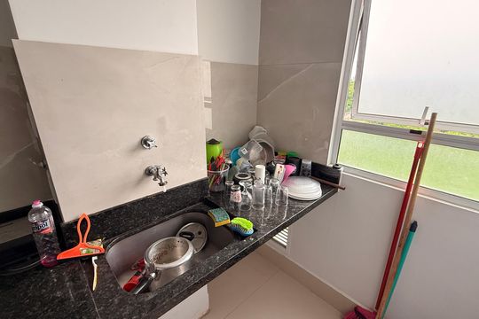 Cozinha de apartamento à venda com 2 quartos, 50m² em Jardim Atlantico, Goiânia