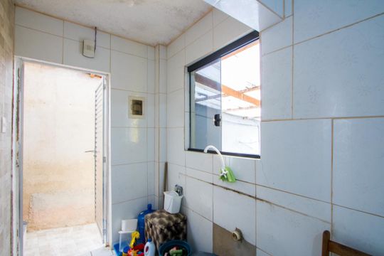 Cozinha de casa à venda com 2 quartos, 250m² em Jardim Cristiane, Santo André