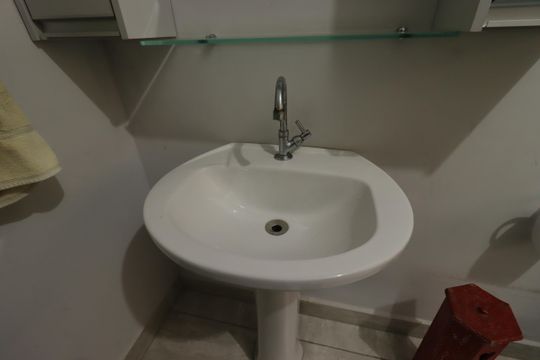 Banheiro 1 - Pia de casa à venda com 3 quartos, 364m² em Vila Lilica, Santo André
