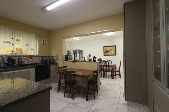 Cozinha de casa à venda com 3 quartos, 364m² em Vila Lilica, Santo André