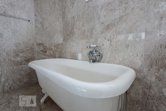 Apartamento para alugar com 4 quartos, 260m² em Paraíso do Morumbi, São Paulo