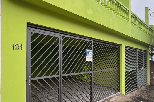 Fachada de casa para alugar com 4 quartos, 170m² em Jardim Satelite, São Paulo