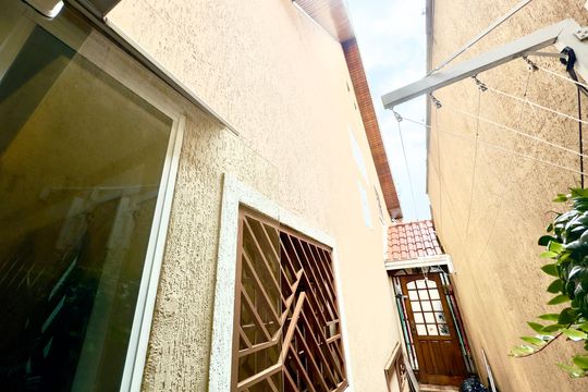 Corredor externo de casa à venda com 3 quartos, 190m² em Jardim Bom Clima, Guarulhos