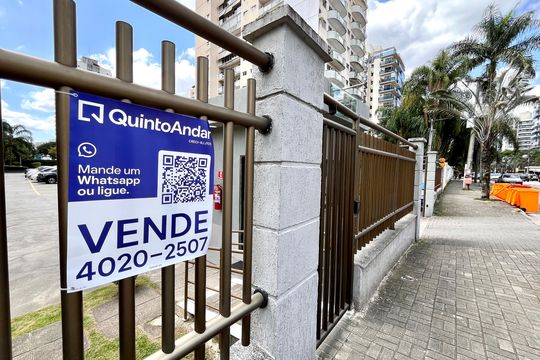 Fachada de apartamento à venda com 2 quartos, 67m² em Barra Olímpica, Rio de Janeiro