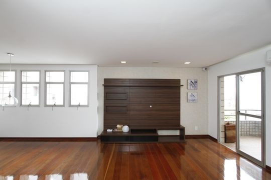 Sala de apartamento para alugar com 3 quartos, 122m² em Buritis, Belo Horizonte
