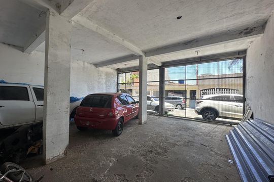 Garagem de casa à venda com 2 quartos, 175m² em Jardim Thelma, São Bernardo do Campo