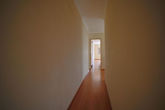 Corredor de casa à venda com 3 quartos, 129m² em Jardim Hercilia, São Paulo
