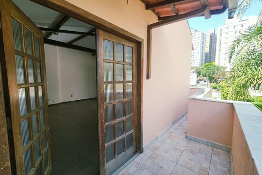 Varanda de apartamento para alugar com 4 quartos, 280m² em Sion, Belo Horizonte