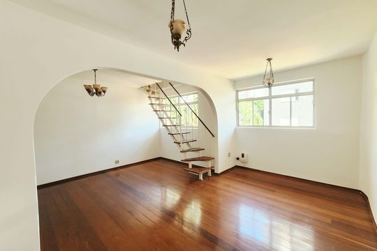 Apartamento para alugar com 4 quartos, 280m² em Sion, Belo Horizonte