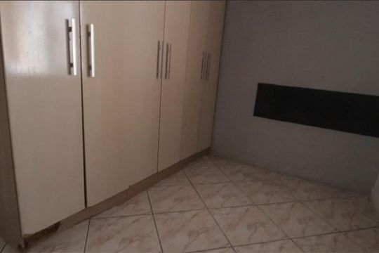 Quarto  de casa para alugar com 3 quartos, 180m² em Capão Raso, Curitiba