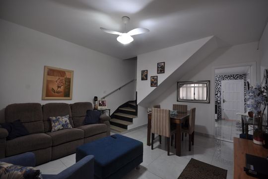 Casa à venda com 2 quartos, 130m² em Vila Medeiros, São Paulo