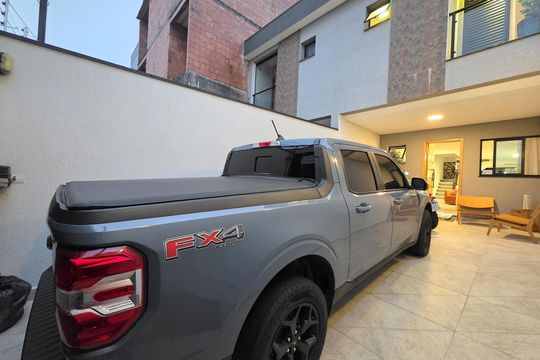 Garagem de casa à venda com 3 quartos, 188m² em Parque das Nações, Santo André