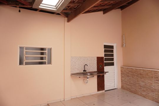 Casa para alugar com 2 quartos, 100m² em Jardim Pacaembu, São Carlos