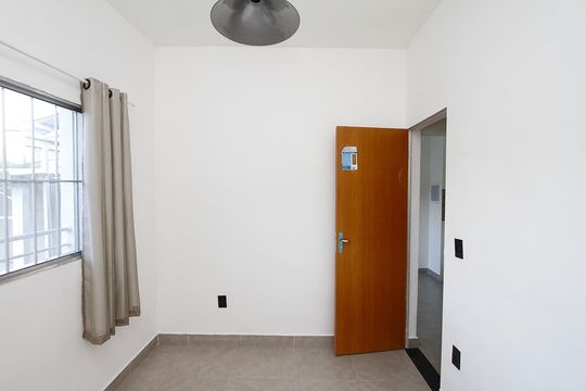 Quarto 1 de casa para alugar com 2 quartos, 60m² em Marajó, Belo Horizonte