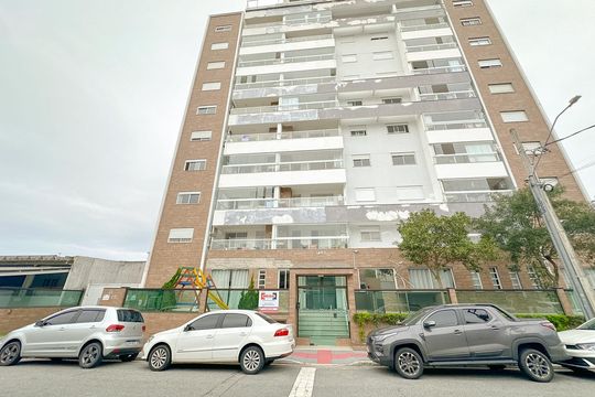 Fachada de apartamento para alugar com 3 quartos, 84m² em Areias, São José