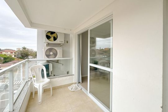 Varanda de apartamento para alugar com 3 quartos, 84m² em Areias, São José